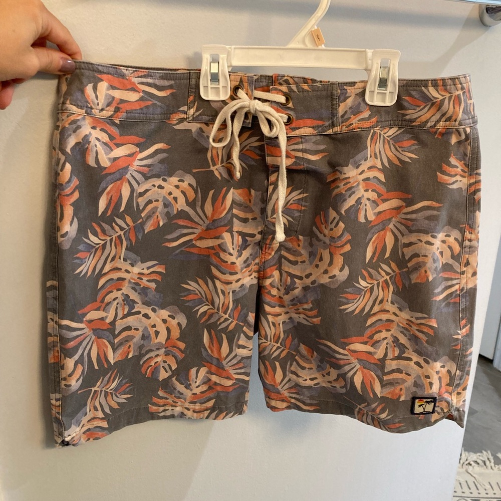 Marine Layer Swim Shorts Mens Large Gray Slater Trunks Tropical Floral Print 33